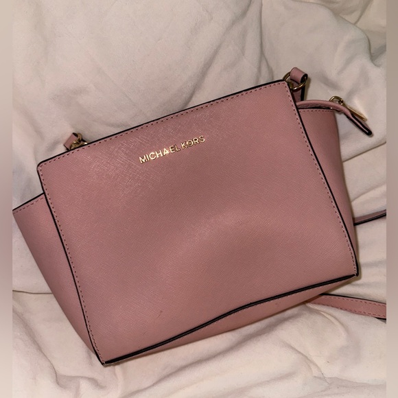 MK pink crossbody - Picture 1 of 5